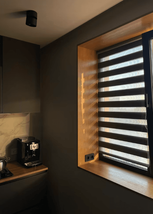Roman & Motorised Blinds — Dubai luxury furnishing
