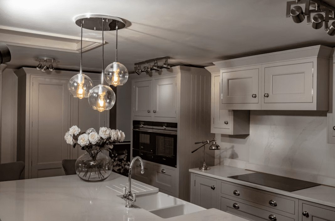 Modern Kitchens & Wardrobes — Dubai luxury furnishing